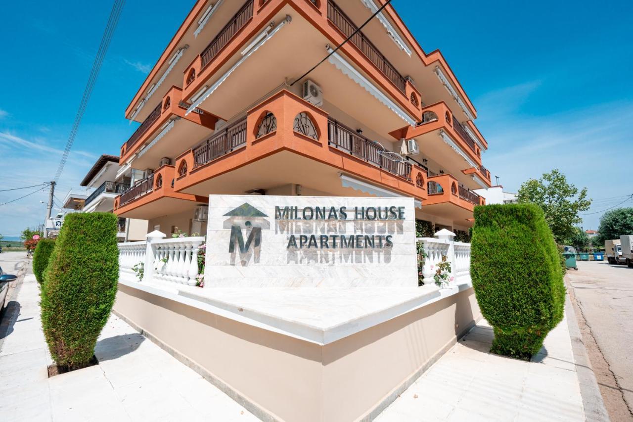 Milonas House Apartments Паралія-Діонісіу Екстер'єр фото